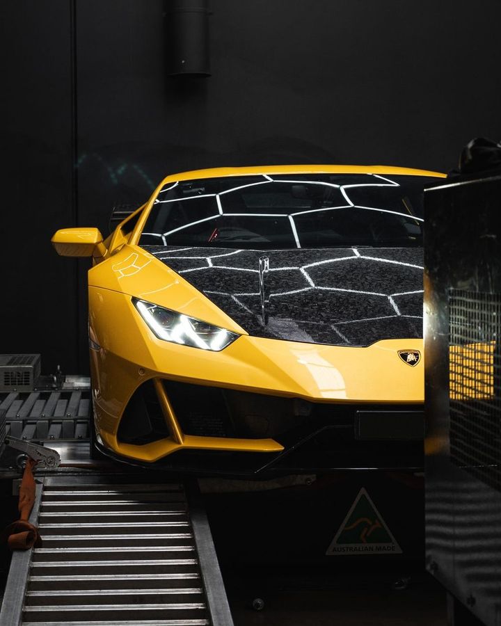 Yellow Lamborghini Huracán EVO on the Dynotech dyno