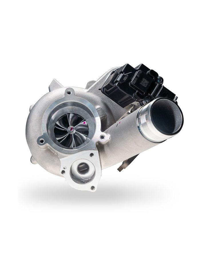 CADE 550 hybrid turbocharger for the Golf R Mk7, studio shot on white